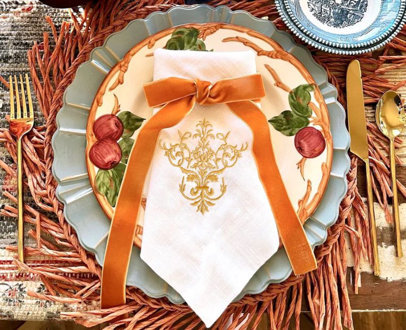 The Multipurpose Uses of Linen Napkins The Multipurpose Uses of Linen Napkins