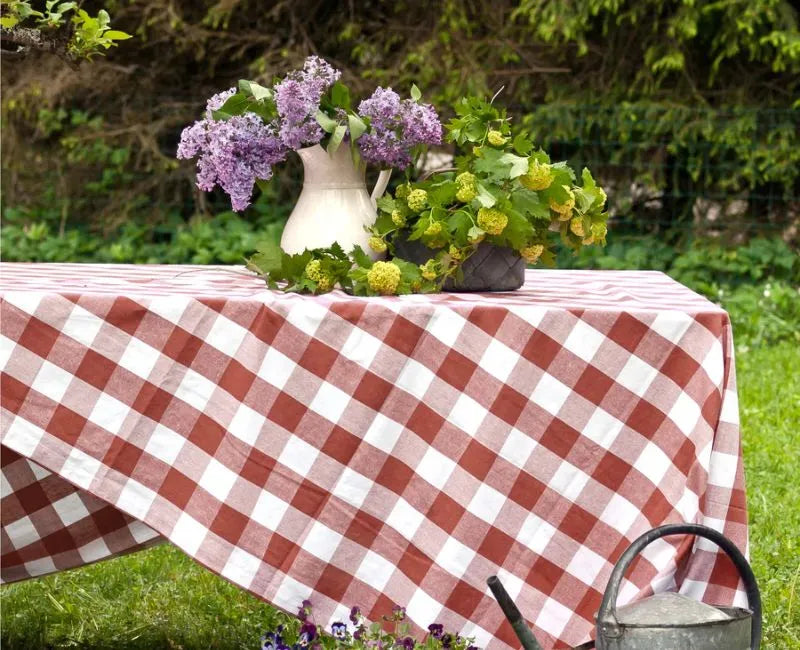 buffalo-plaid-tablecloth buffalo-plaid-tablecloth
