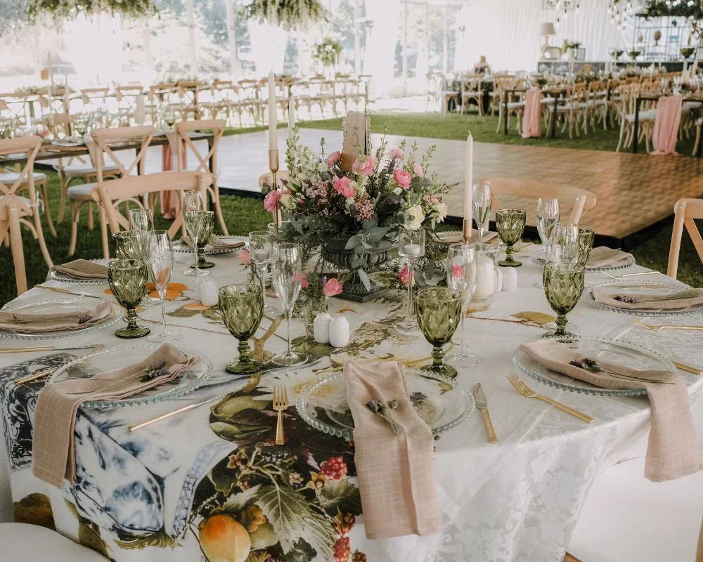 How Do You Decorate a Dining Table: Stunning Ideas to Impress Guests