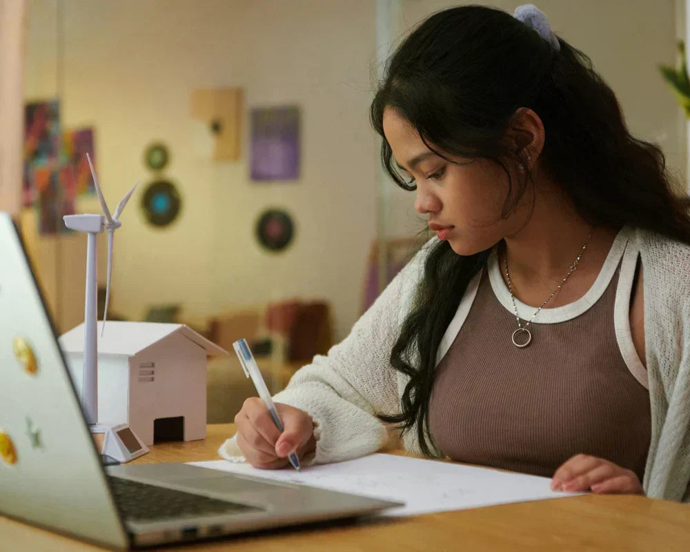 Must-Have Cotton & Linen Items for a Budget-Friendly College Lifestyle Must-Have Cotton & Linen Items for a Budget-Friendly College Lifestyle