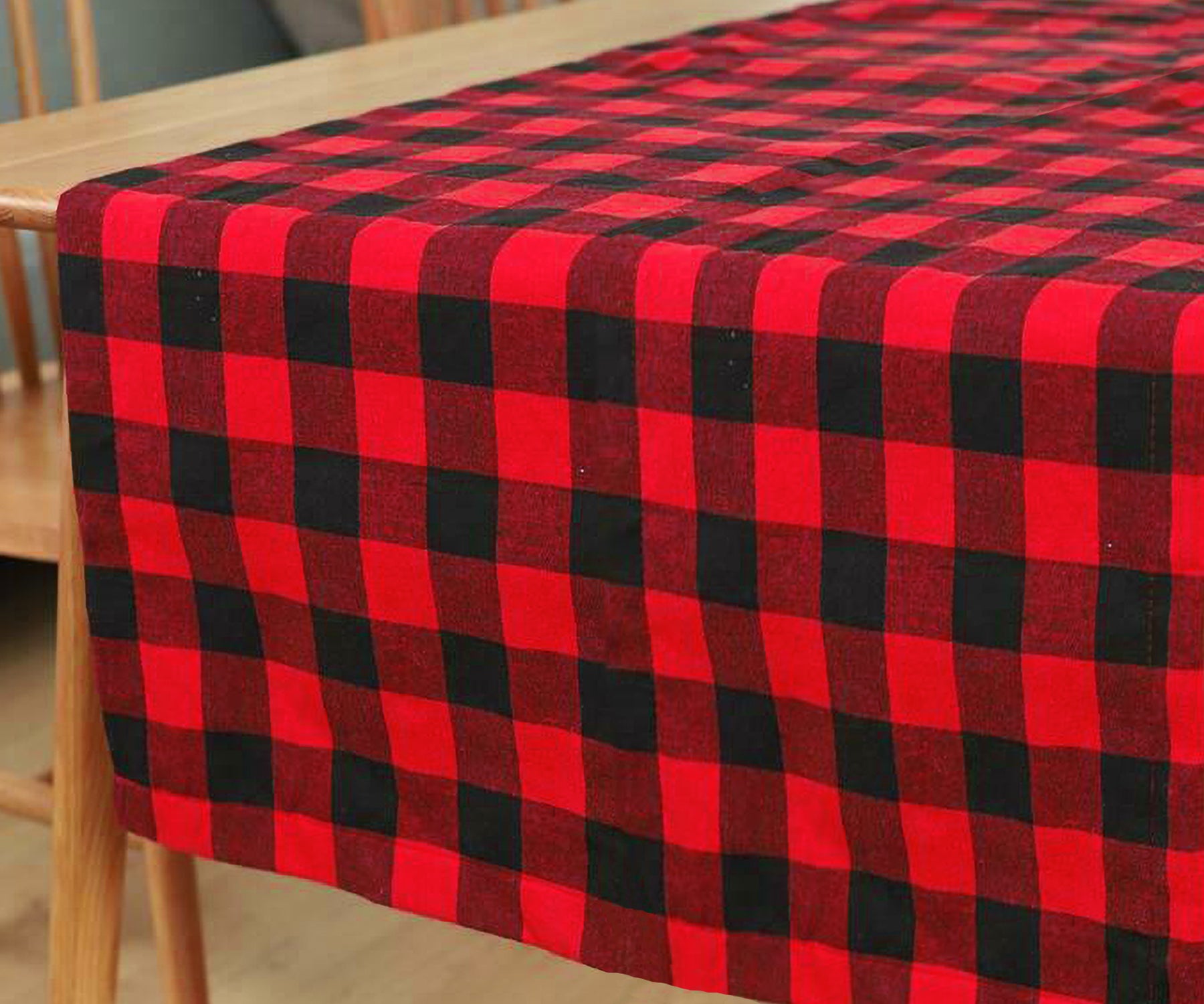 The red cotton tablecloth protects the surface of your table in a classy and elegant way with the red buffalo plaid tablecloth.  The red cotton tablecloth protects the surface of your table in a classy and elegant way with the red buffalo plaid tablecloth.