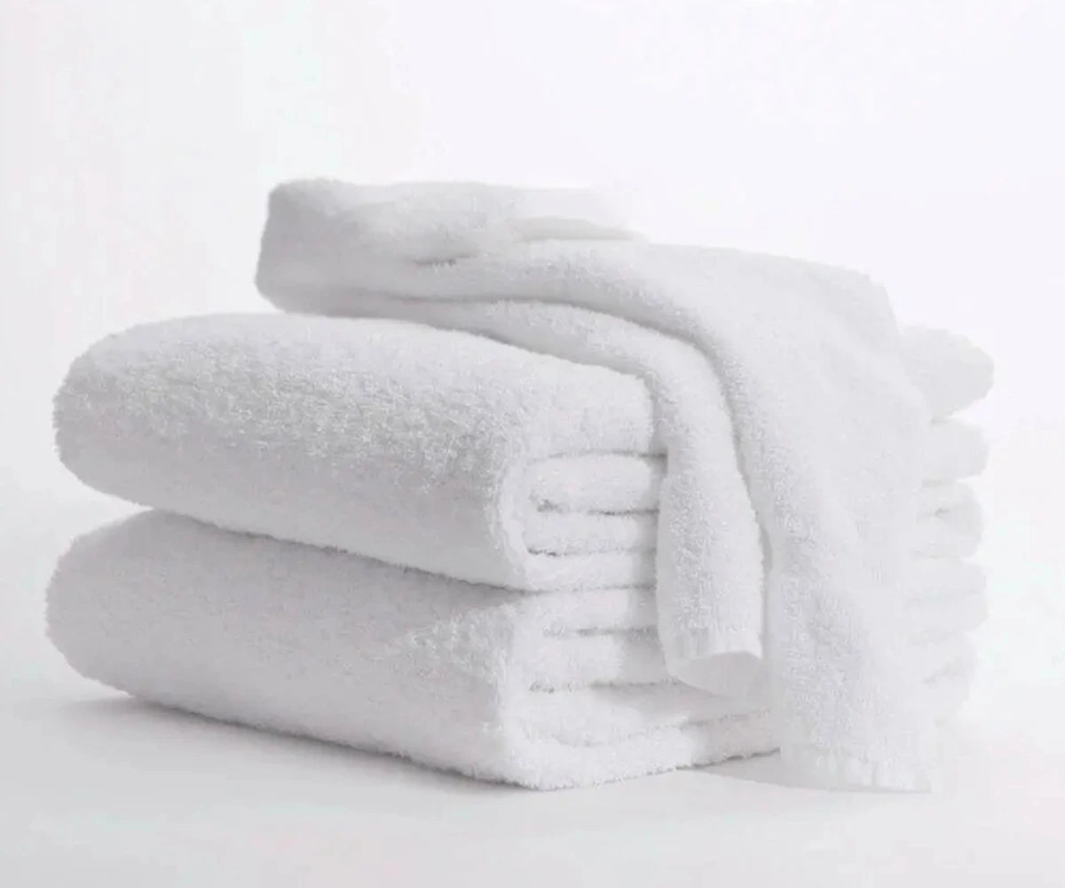 White cotton bath towel made from soft terry cloth
 White cotton bath towel made from soft terry cloth