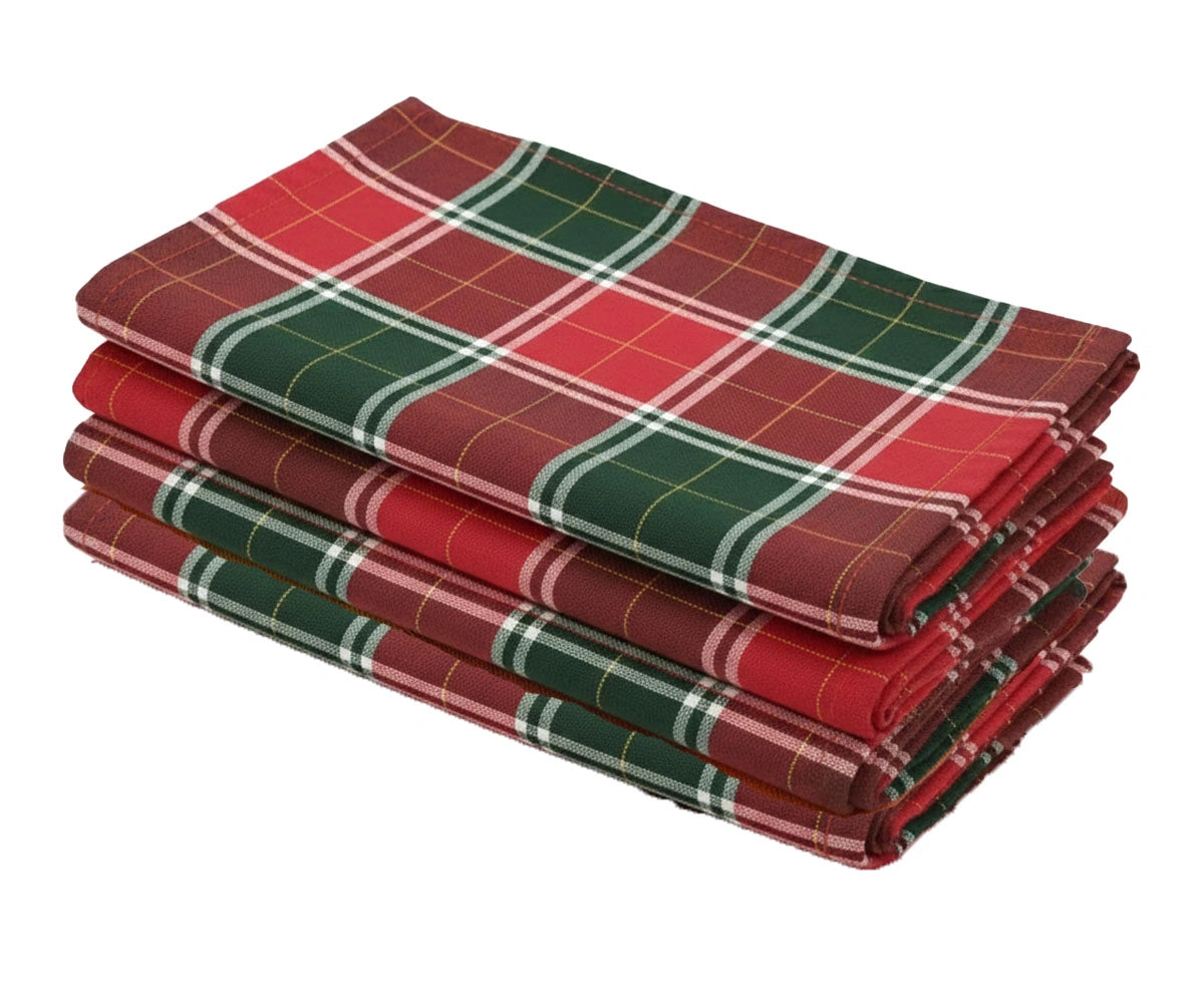 Buffalo plaid cotton napkins in red, white and green for Christmas and holiday table décor Buffalo plaid cotton napkins in red, white and green for Christmas and holiday table décor