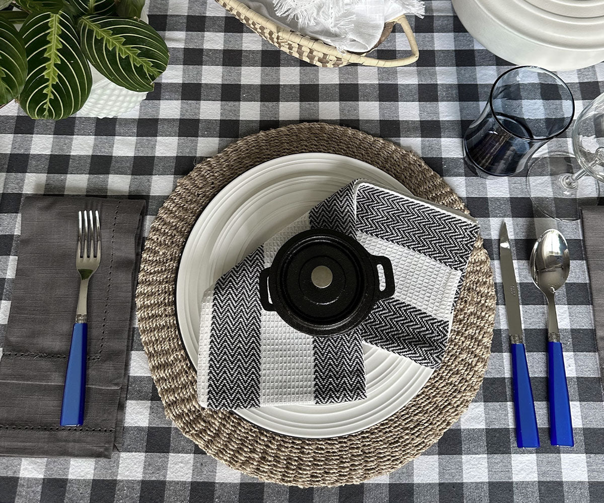 Kitchen towels in stripes, combining style with functionality. Kitchen towels in stripes, combining style with functionality.