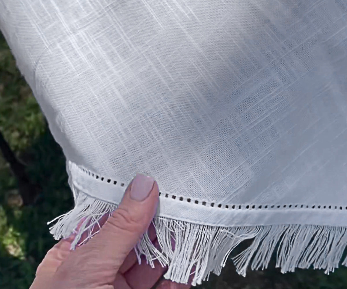 fall tablecloths, black and white tablecloth, modern tablecloth. fall tablecloths, black and white tablecloth, modern tablecloth.