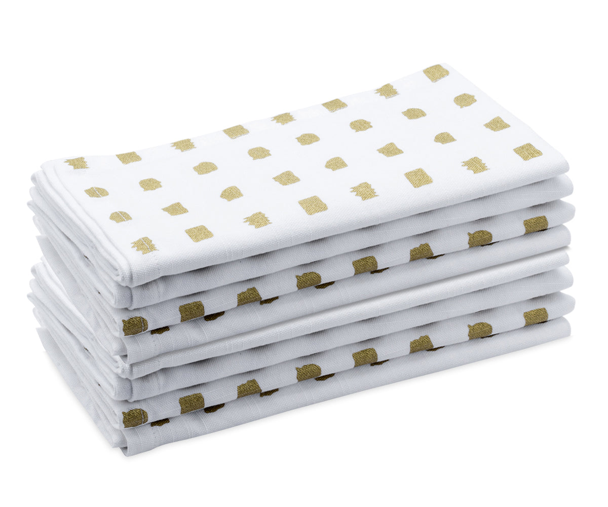white napkins with gold trim are an essential element in creating a refined and elegant dining experience.  white napkins with gold trim are an essential element in creating a refined and elegant dining experience.