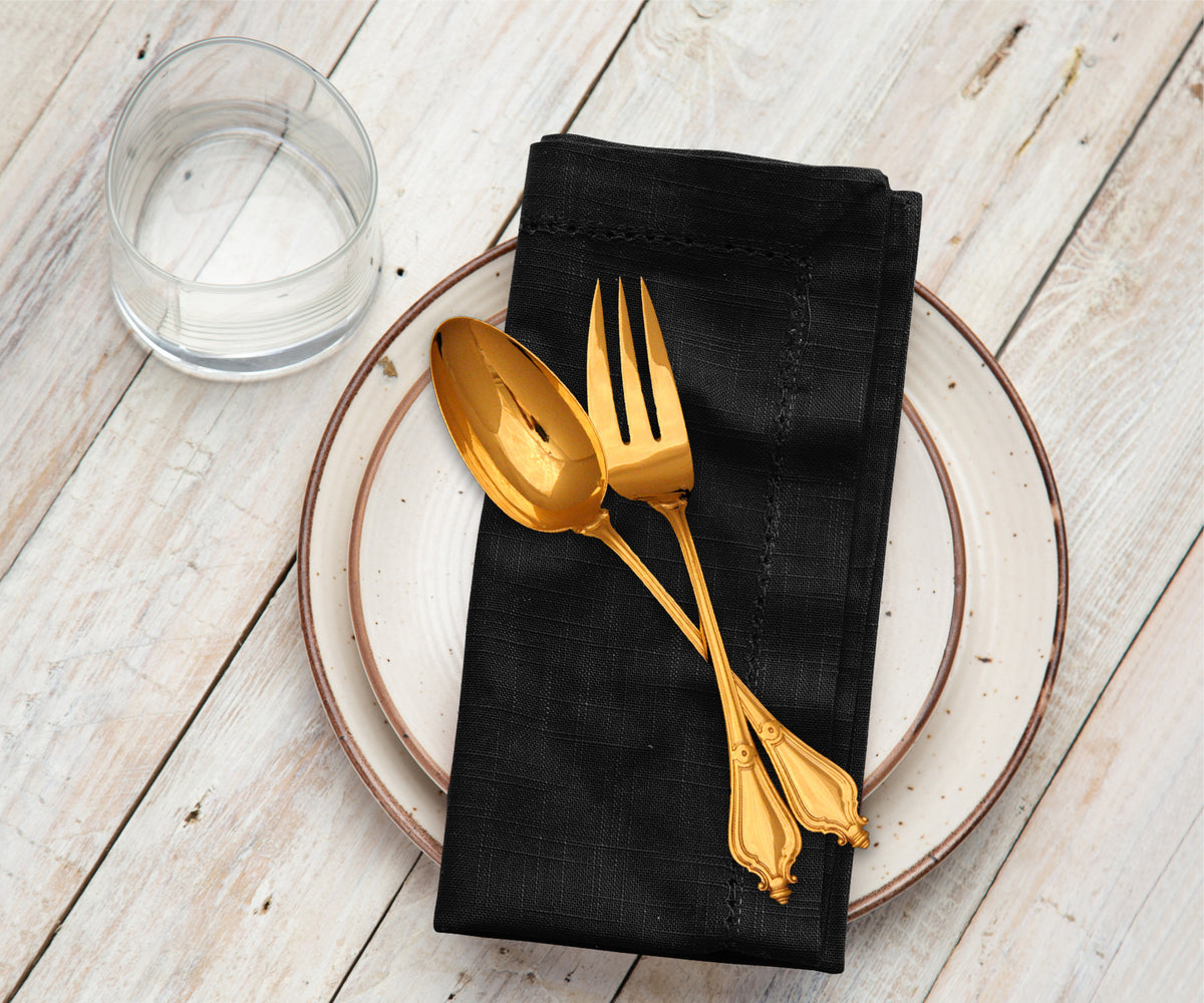 Versatile Black Fabric Napkins - Perfect for Formal and Casual Settings Versatile Black Fabric Napkins - Perfect for Formal and Casual Settings