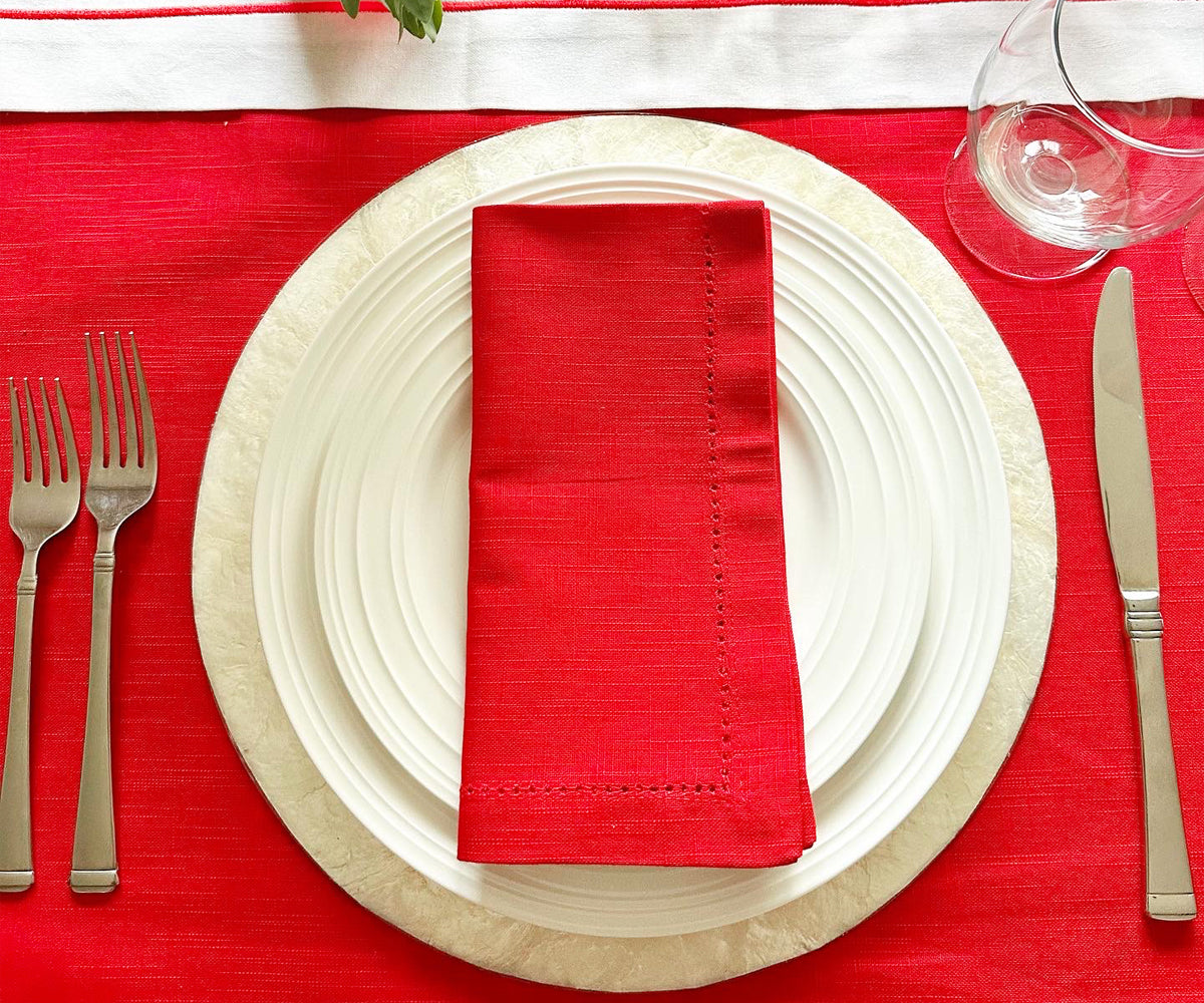 Red Napkins for Dining - Infuse Passion and Energy into Your Setting Red Napkins for Dining - Infuse Passion and Energy into Your Setting
