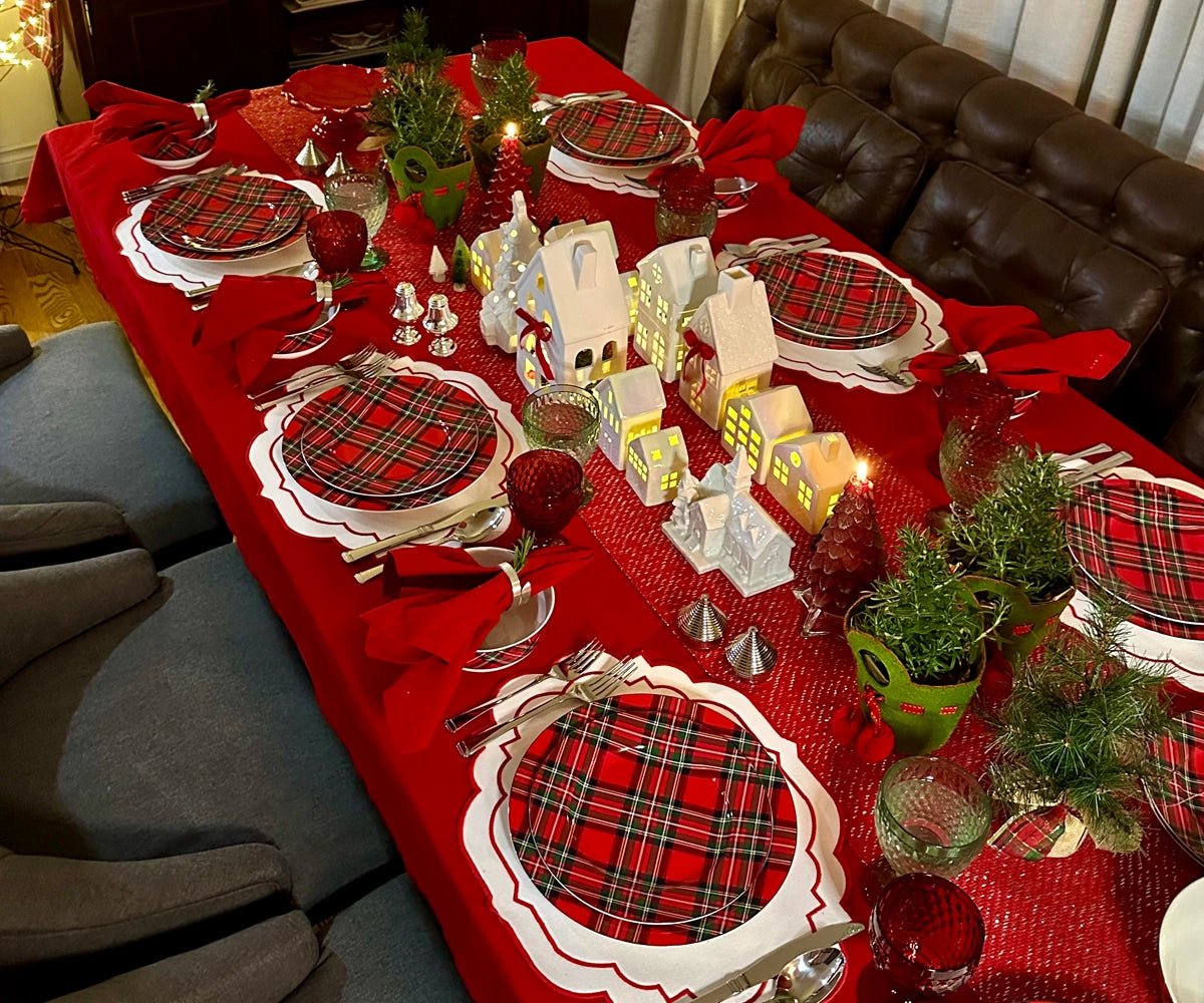 Durable red oval table placemats for kitchen and dining décor, washable fabric placemats ideal for protecting surfaces and enhancing style Durable red oval table placemats for kitchen and dining décor, washable fabric placemats ideal for protecting surfaces and enhancing style