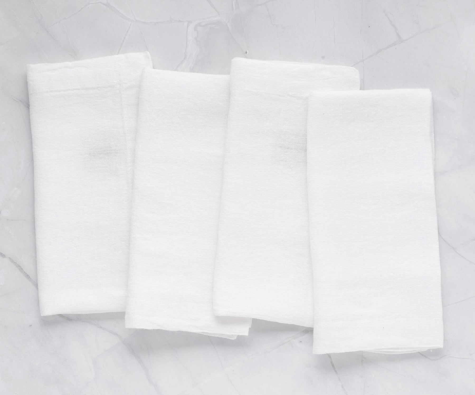 This absorbency also contributes to the comfort of using linen napkins.