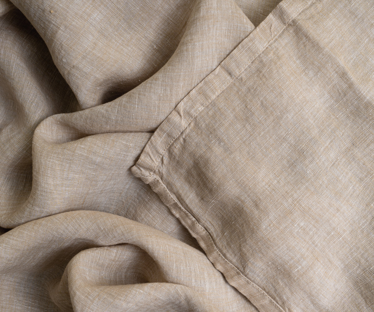 Beige Cloth tablecloths tailored for rectangle tables. Beige Cloth tablecloths tailored for rectangle tables.