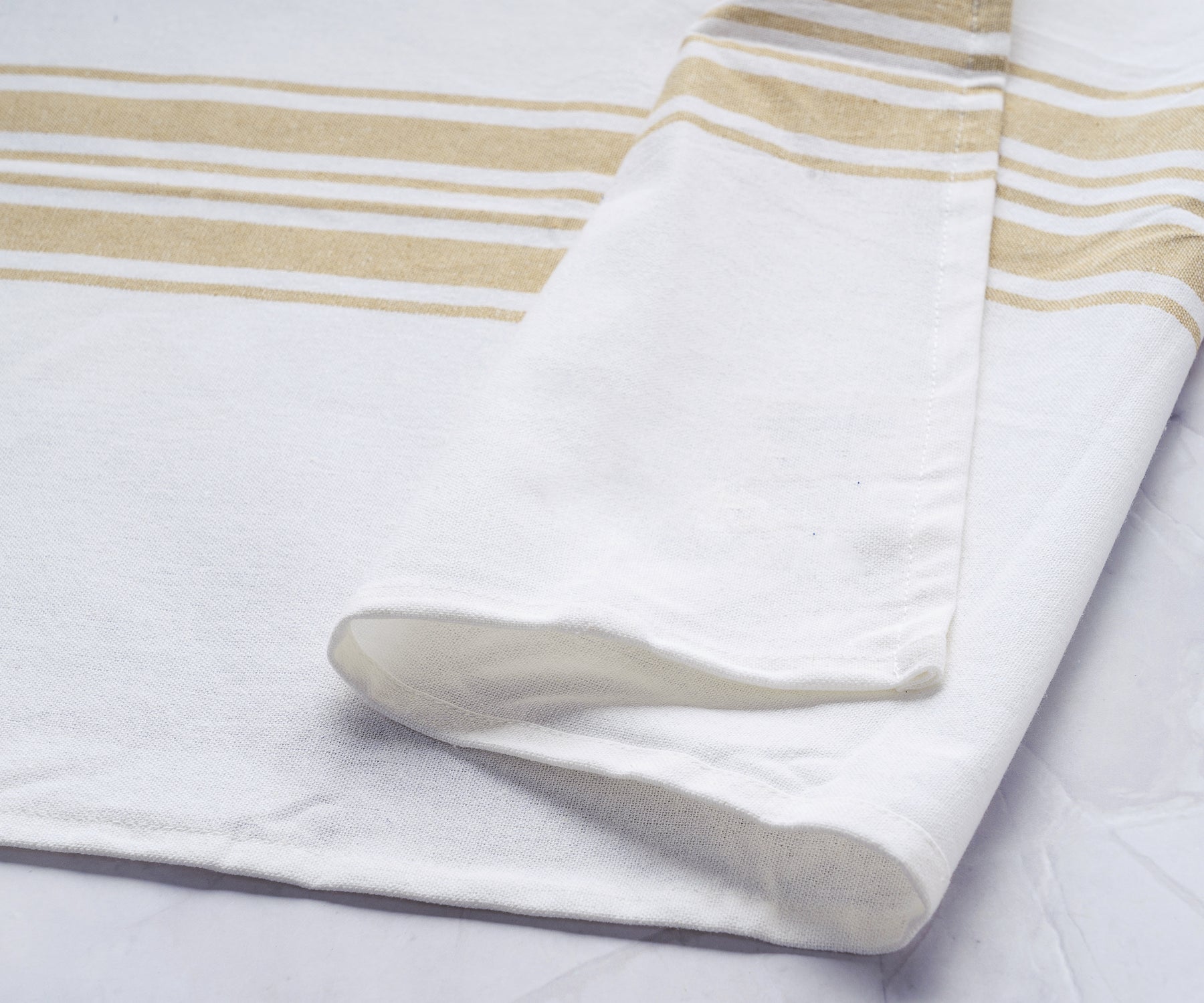 Decorative kitchen tea towels made from soft cotton. Decorative kitchen tea towels made from soft cotton.