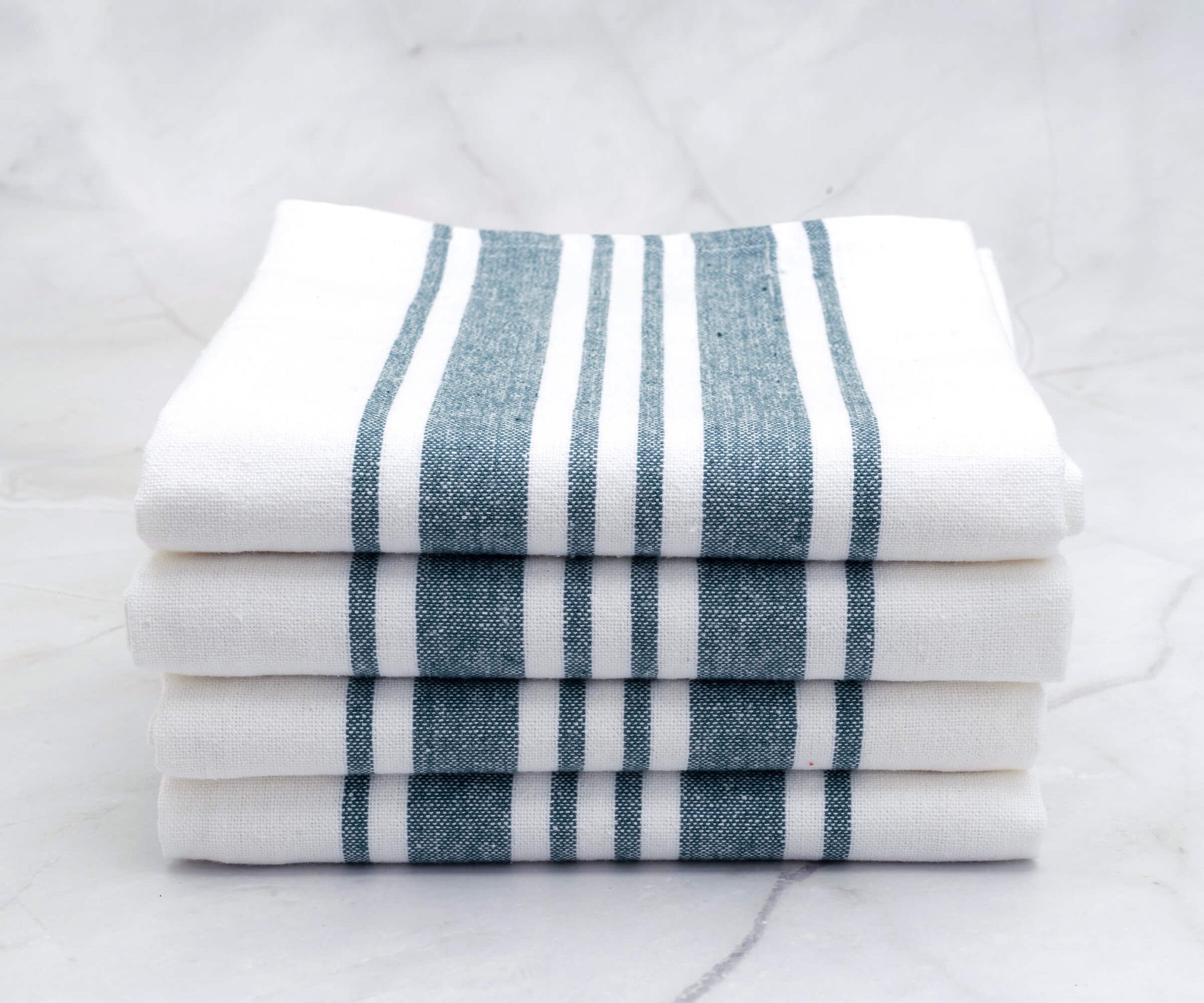 Soft cotton green kitchen towels perfect for everyday use. Soft cotton green kitchen towels perfect for everyday use.