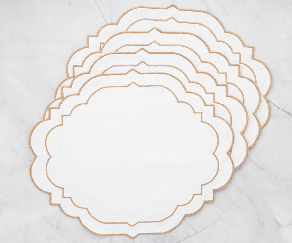A collection of 4 high-quality placemats for gatherings. A collection of 4 high-quality placemats for gatherings.