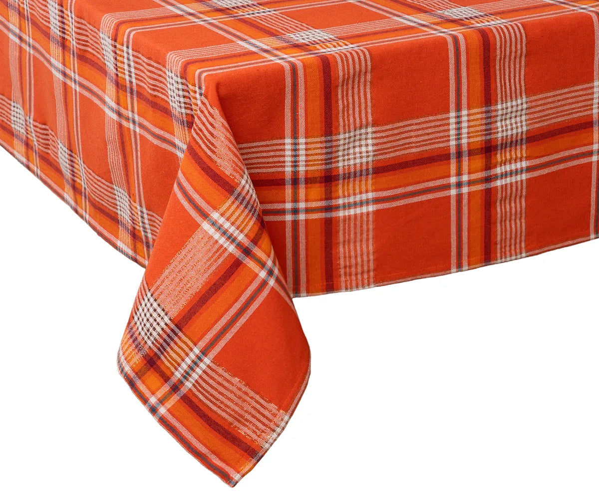 Orange-red buffalo plaid cotton tablecloth with white and black checks for festive dining table Orange-red buffalo plaid cotton tablecloth with white and black checks for festive dining table