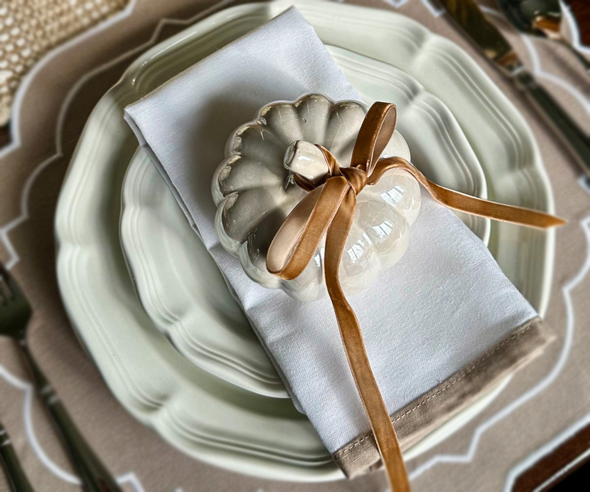 Beige Border Napkins Set of 4 Beige Border Napkins Set of 4