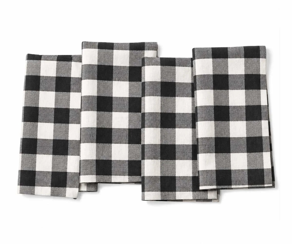 Set of 4 Plaid Linen Cloth Napkins in Black and White Buffalo Check Set of 4 Plaid Linen Cloth Napkins in Black and White Buffalo Check