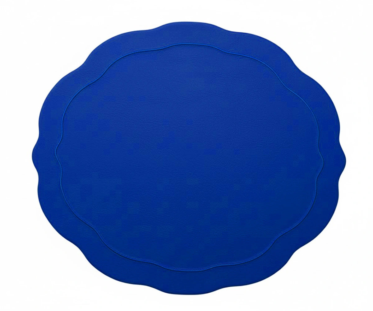 Elegant royal blue oval placemat crafted from premium cotton, offering both style and protection for your tabletop. A perfect choice for modern dining spaces. Elegant royal blue oval placemat crafted from premium cotton, offering both style and protection for your tabletop. A perfect choice for modern dining spaces.
