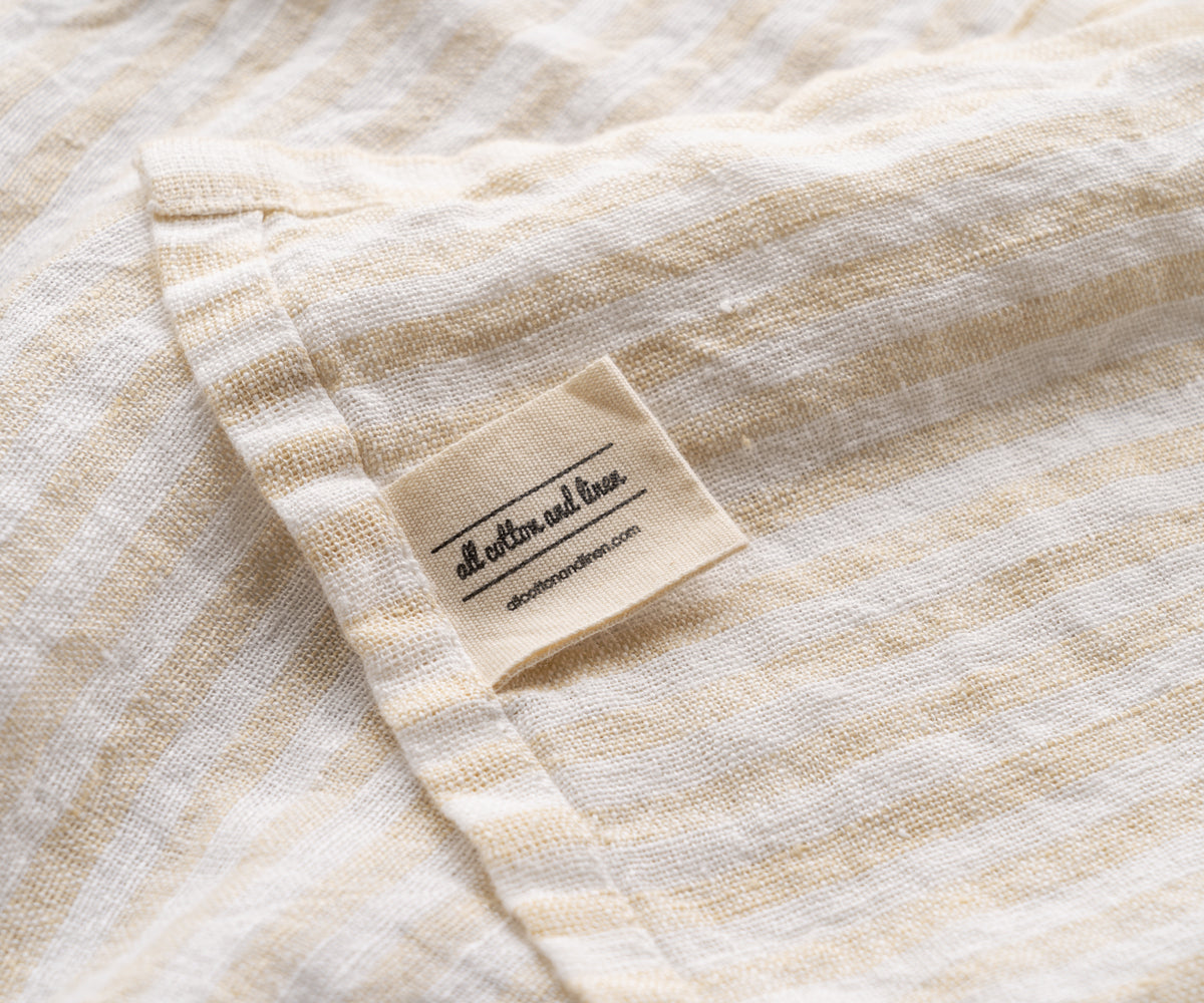 Impress your guests with the sophistication of our guest linen towels, creating an inviting and refined atmosphere in your home. Impress your guests with the sophistication of our guest linen towels, creating an inviting and refined atmosphere in your home.
