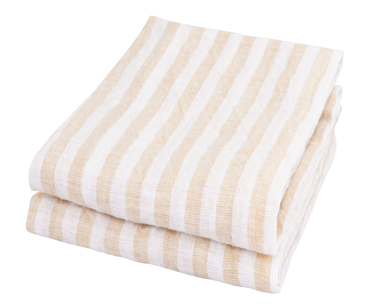 Made from 100% linen fabric, these tea towels are designed to elevate your culinary experience while adding a touch of sophistication to your kitchen decor.  Made from 100% linen fabric, these tea towels are designed to elevate your culinary experience while adding a touch of sophistication to your kitchen decor.