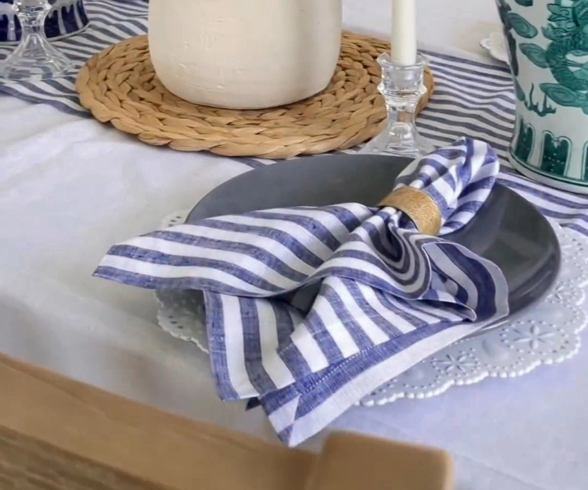 Blue linen dinner napkins elevate your formal dining experience Blue linen dinner napkins elevate your formal dining experience