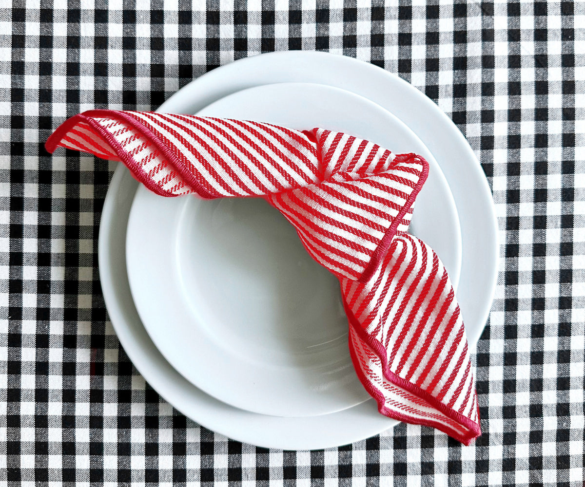 Red Cloth Napkins - Dinner Napkins Red Cloth Napkins - Dinner Napkins