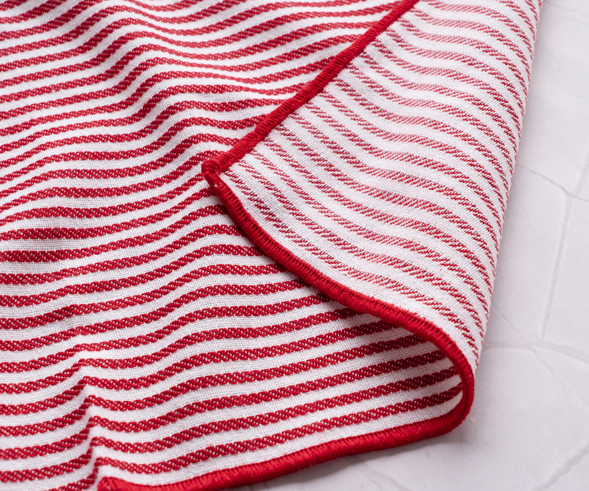 Red Cloth Napkins - Dinner Napkins Red Cloth Napkins - Dinner Napkins