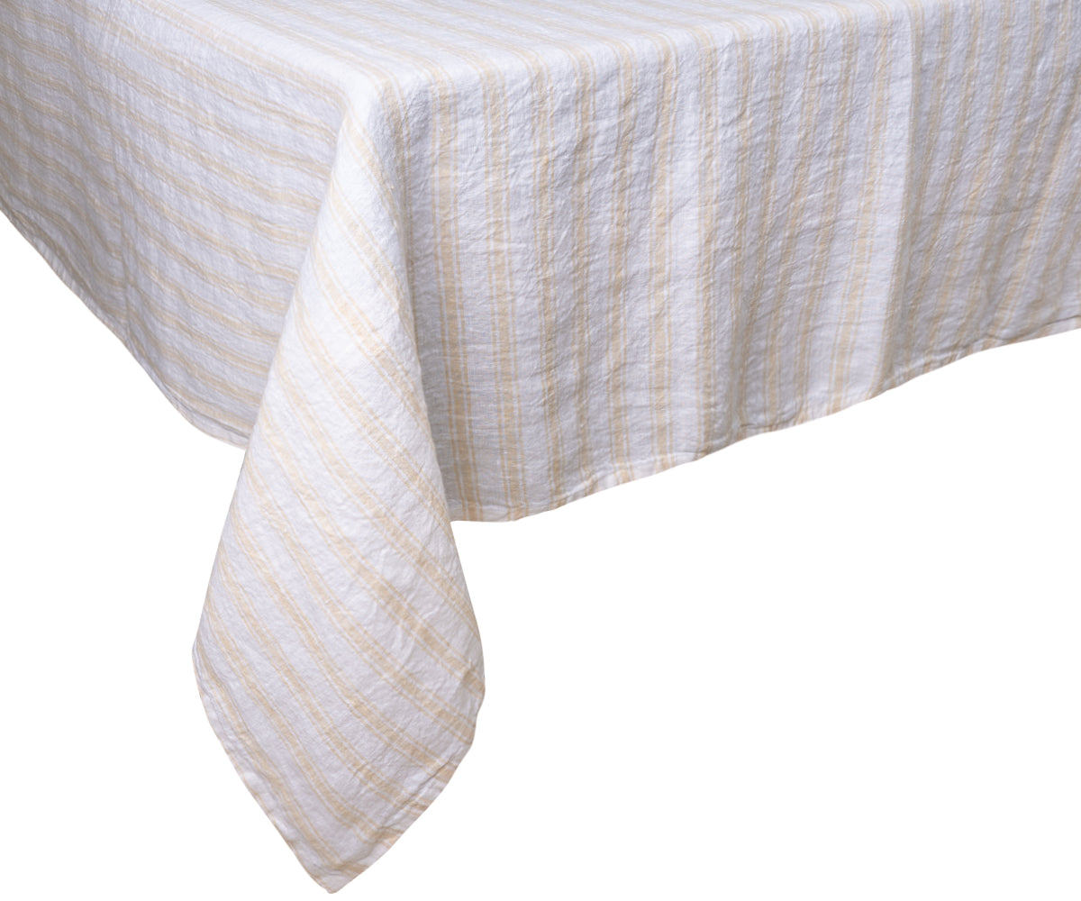Boho-themed tablecloth for a stylish and relaxed ambiance. Boho-themed tablecloth for a stylish and relaxed ambiance.