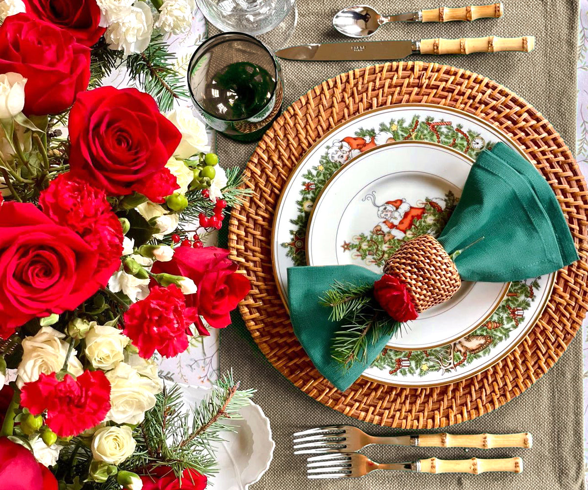 Elevate your dining table with green fabric placemats, providing charm and protection, creating a stylish and enjoyable mealtime experience. Elevate your dining table with green fabric placemats, providing charm and protection, creating a stylish and enjoyable mealtime experience.
