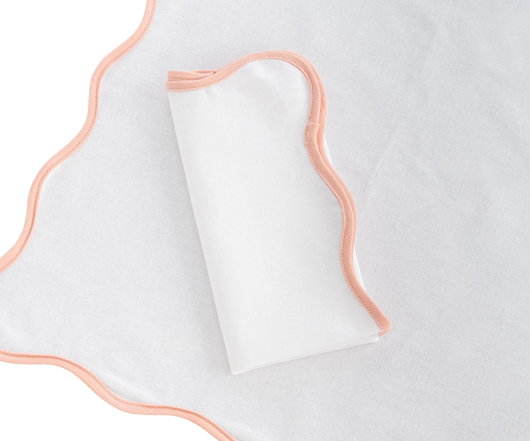 cotton napkin with a smooth finish, adding elegance to any table setting. cotton napkin with a smooth finish, adding elegance to any table setting.