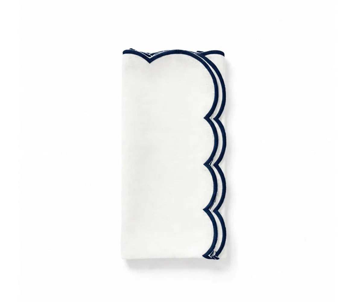 White cotton dinner napkins bulk pack with scalloped edge trim, soft reusable cloth napkins for stylish table décor. White cotton dinner napkins bulk pack with scalloped edge trim, soft reusable cloth napkins for stylish table décor.