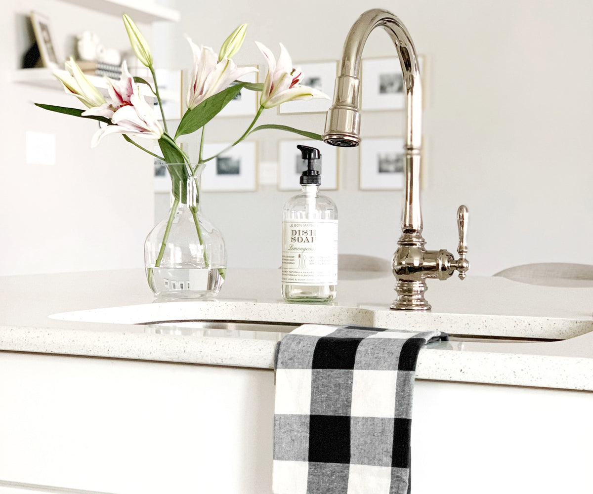 Introducing our premium black kitchen towels, where functionality meets contemporary style. Introducing our premium black kitchen towels, where functionality meets contemporary style.