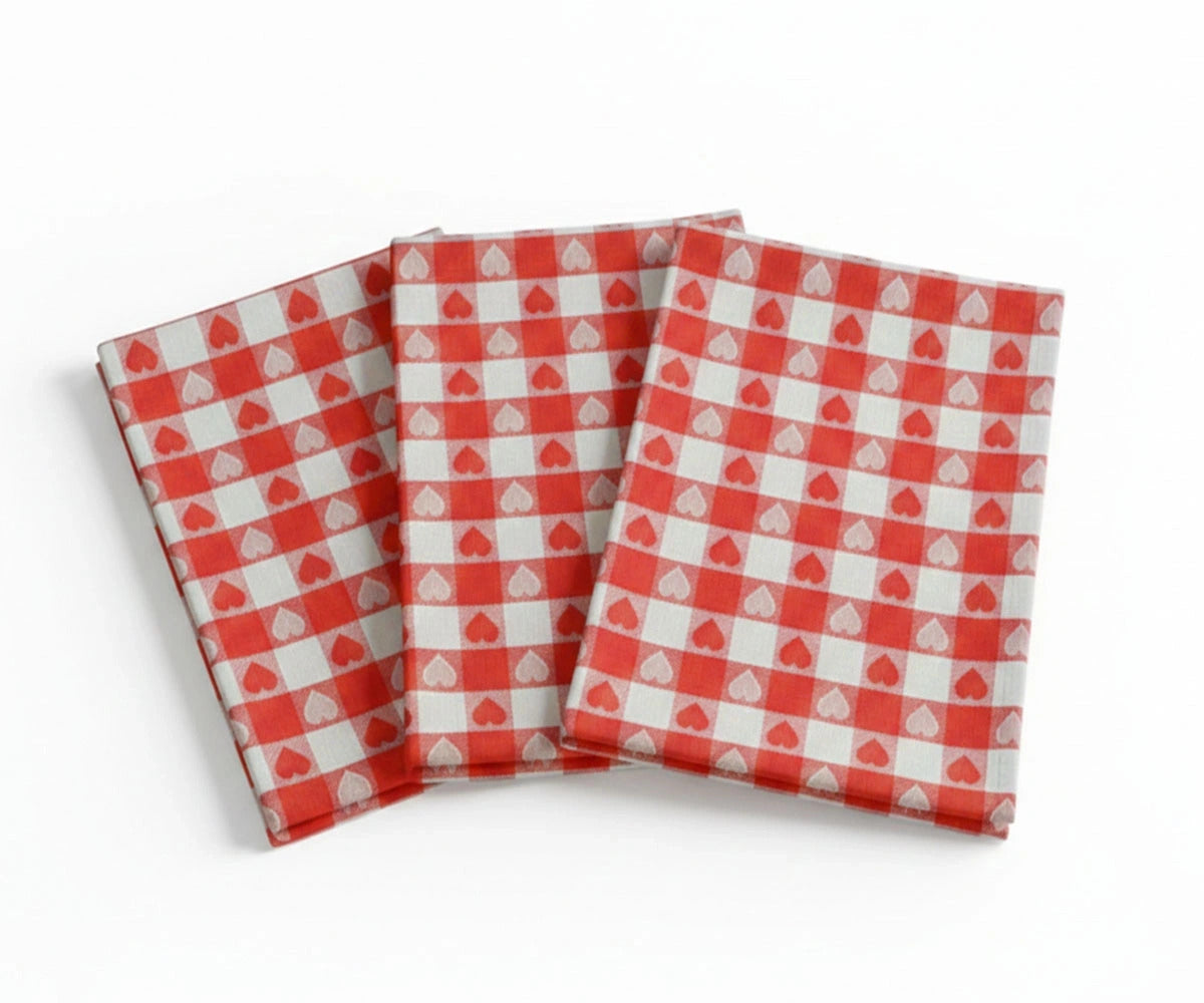 Heart cotton cloth napkins set of four with red check and heart pattern Heart cotton cloth napkins set of four with red check and heart pattern