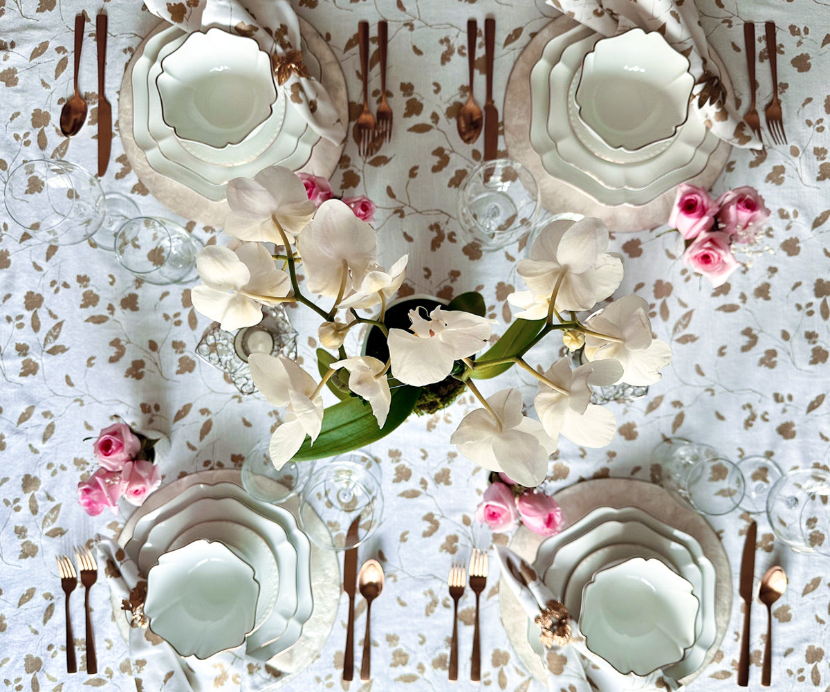 Rectangle cotton tablecloth, perfect for any occasion. Rectangle cotton tablecloth, perfect for any occasion.