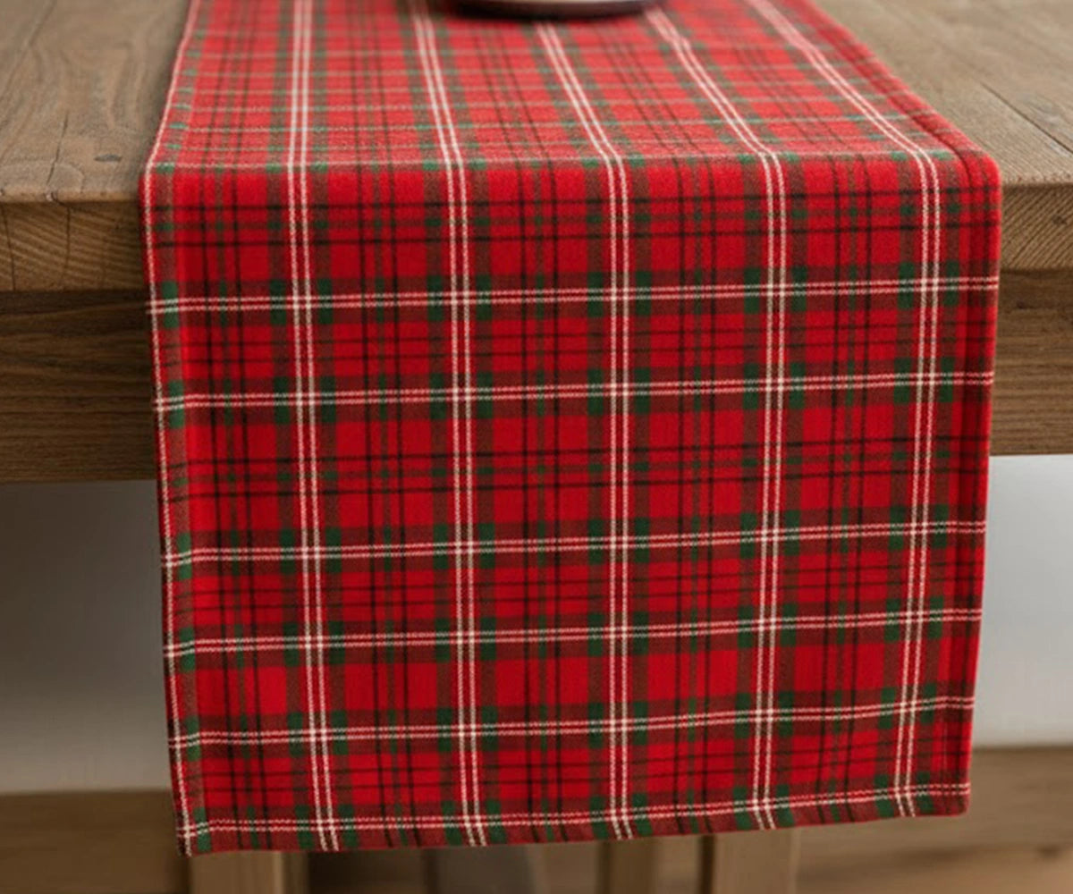 Festive Christmas plaid table runner for seasonal dining room décor Festive Christmas plaid table runner for seasonal dining room décor