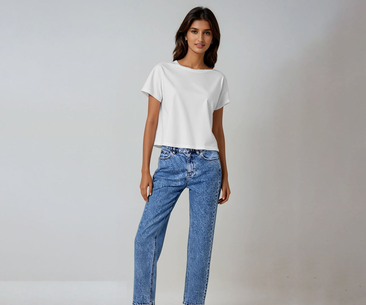 Women's white crop top with soft and stretchy fabric Women's white crop top with soft and stretchy fabric