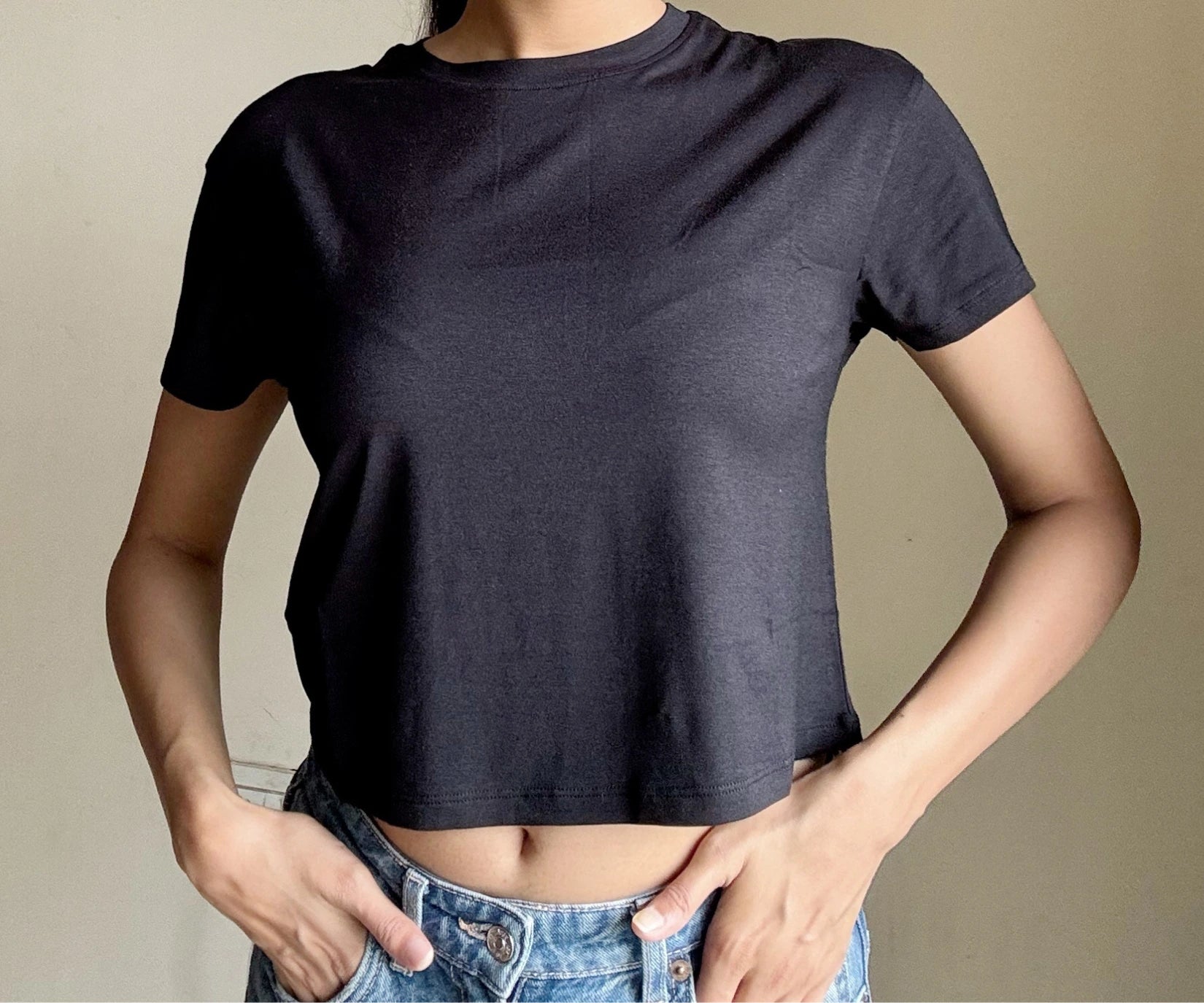 women's crop top black women's crop top black