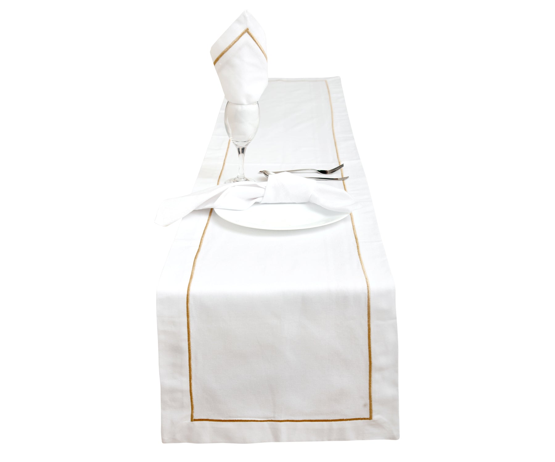 Embroidered accents elevate this beautiful cotton runner. Embroidered accents elevate this beautiful cotton runner.