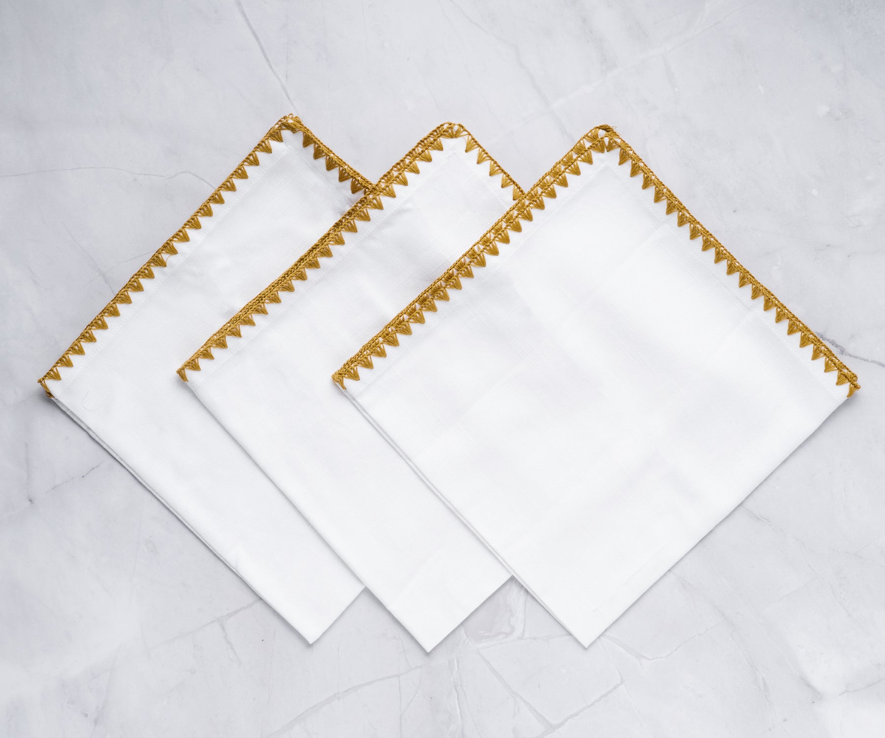 Cloth Napkins - Wedding Napkins - Shell Edge Napkin Cloth Napkins - Wedding Napkins - Shell Edge Napkin