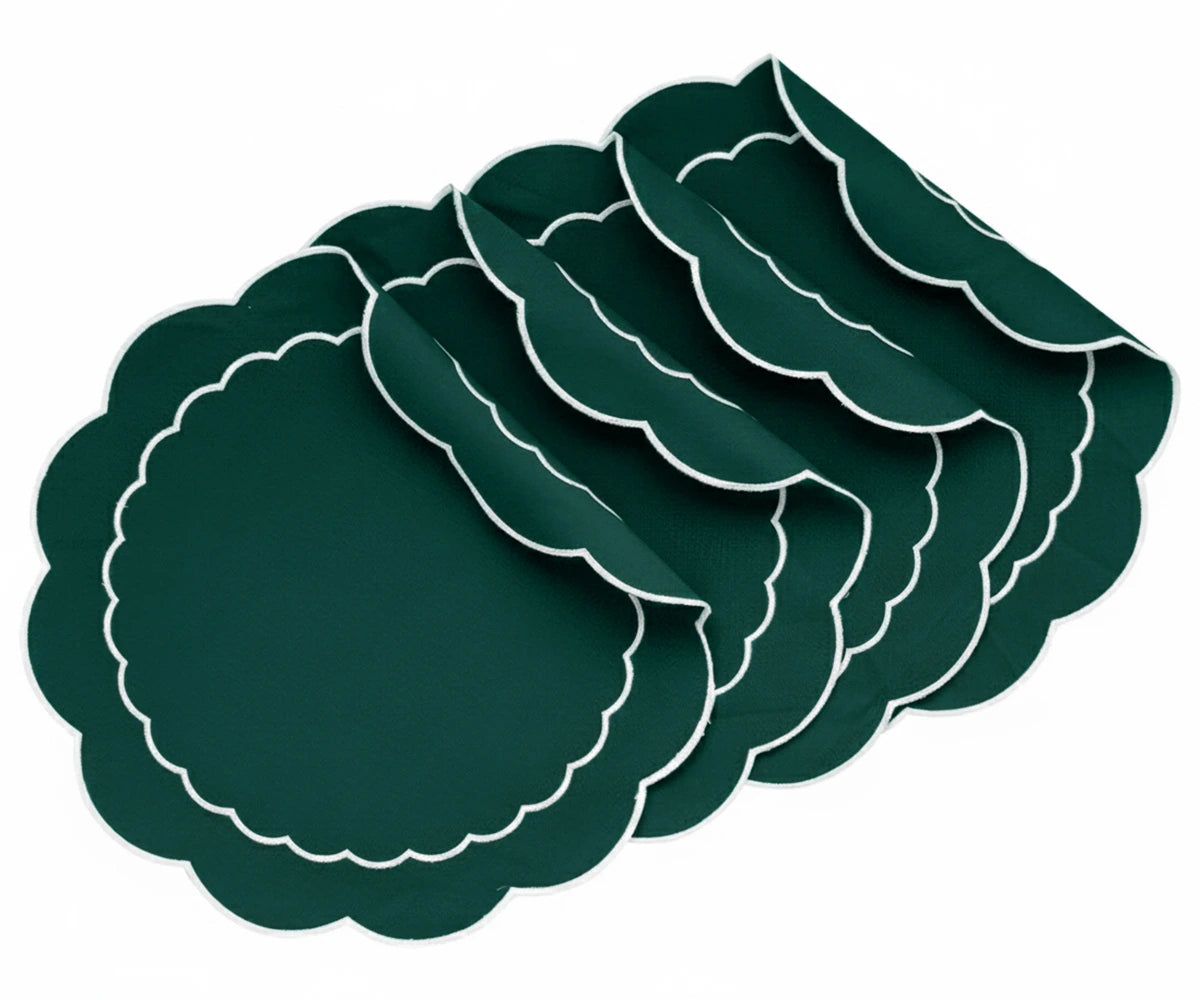 Green cotton round scallop placemat for dining table Green cotton round scallop placemat for dining table
