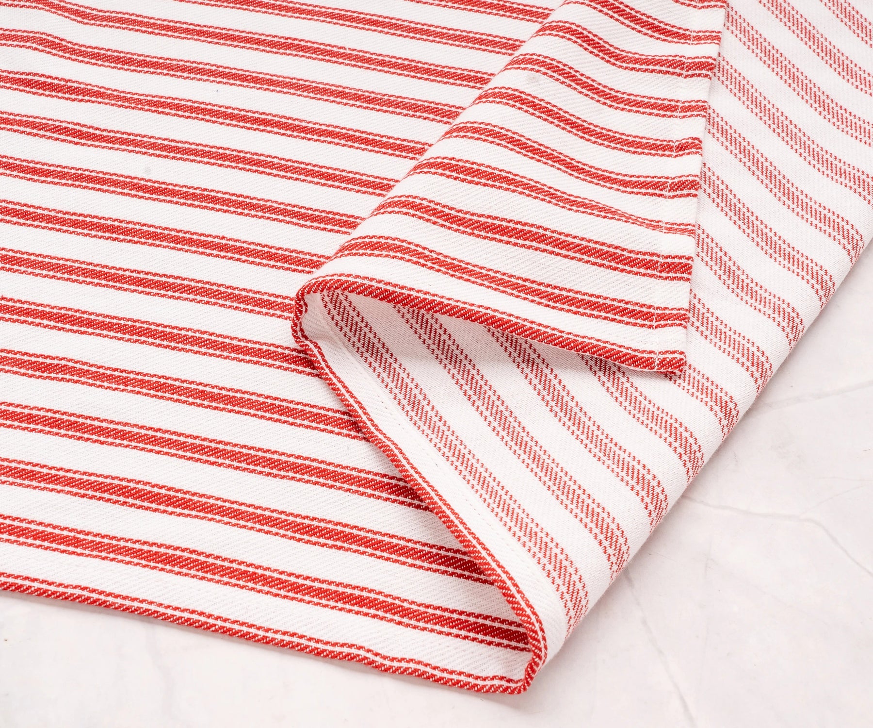 Elegant striped tablecloth styled for a weekend brunch Elegant striped tablecloth styled for a weekend brunch