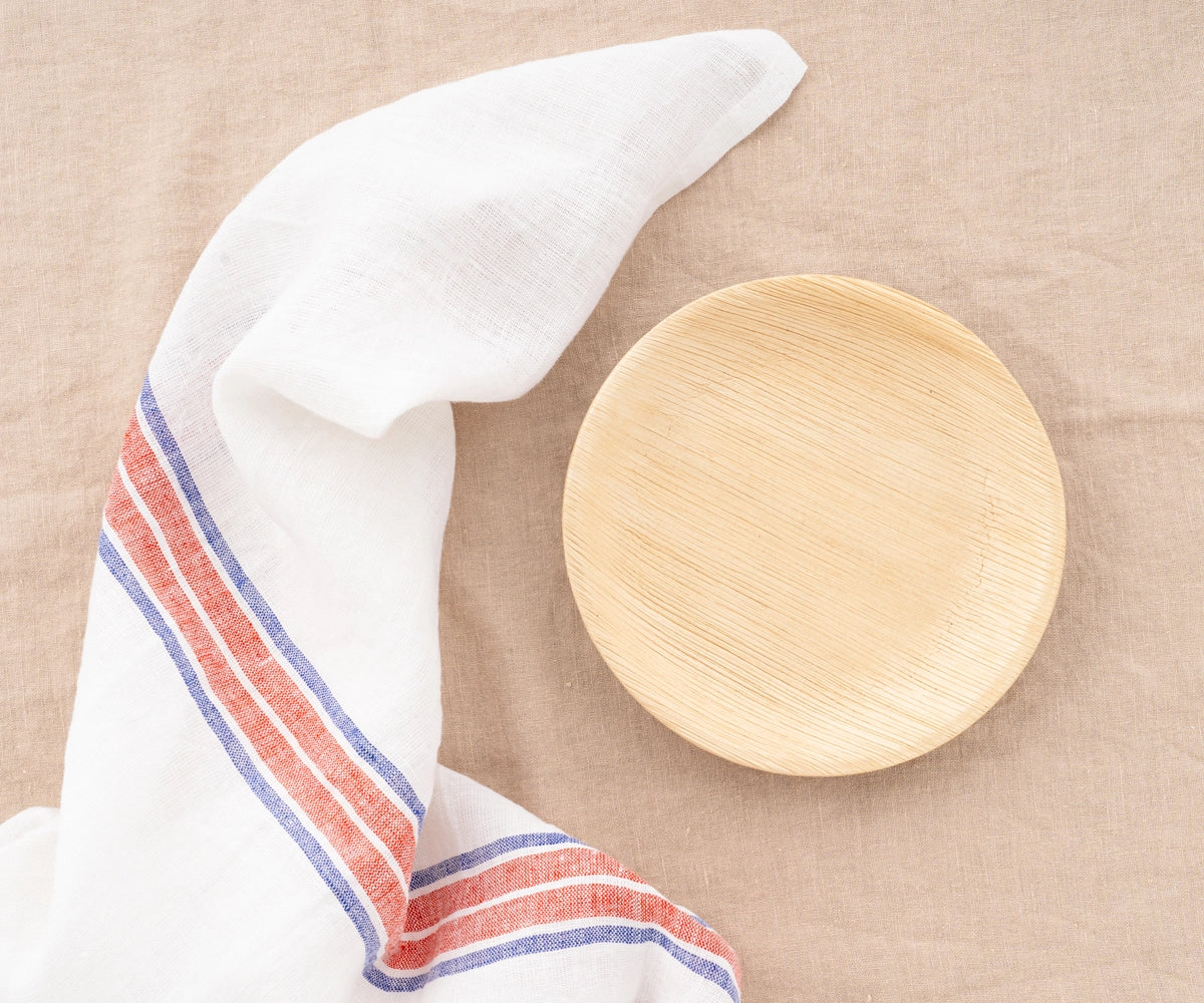 Soft lightweight linen towels for daily cleaning and drying  Soft lightweight linen towels for daily cleaning and drying