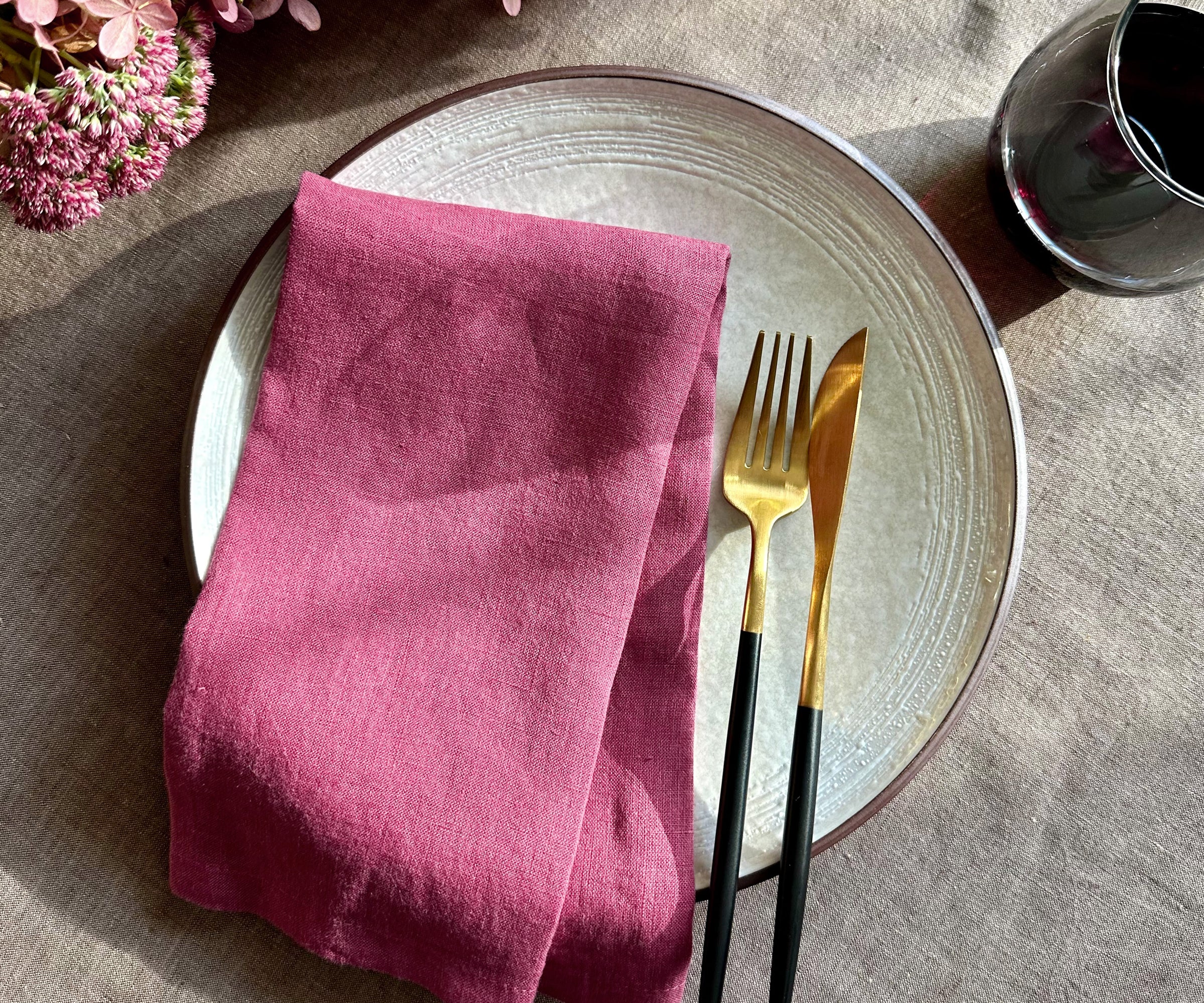 PENIKOKO Elegant Pink Paper Napkins 20 Sheets Wave Edge For Daily Use