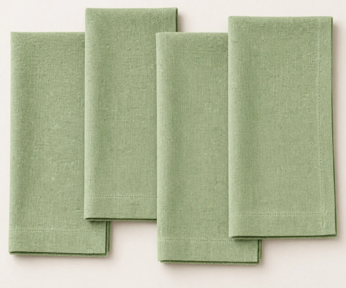 Sage green linen napkins for elegant table settings, green cloth napkins for dining table, natural linen dinner napkins for everyday dining. Sage green linen napkins for elegant table settings, green cloth napkins for dining table, natural linen dinner napkins for everyday dining.