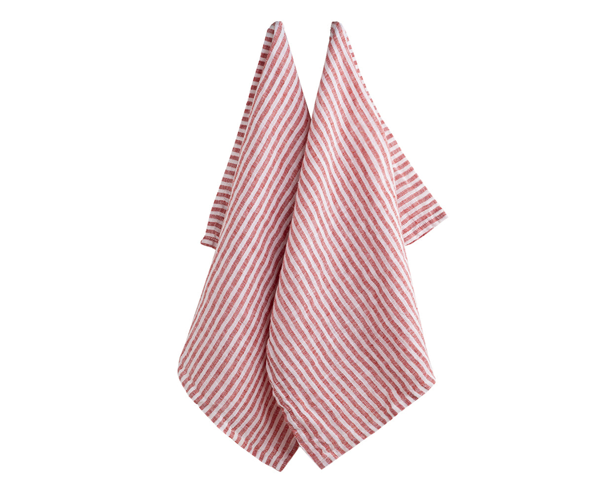 Immerse yourself in the understated elegance of our 100% linen towels, a luxurious staple for your bath and kitchen. Immerse yourself in the understated elegance of our 100% linen towels, a luxurious staple for your bath and kitchen.