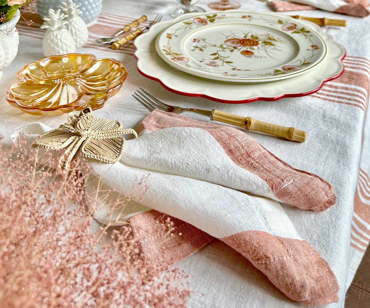 Linen cloth napkins in assorted colors for special occasions Linen cloth napkins in assorted colors for special occasions