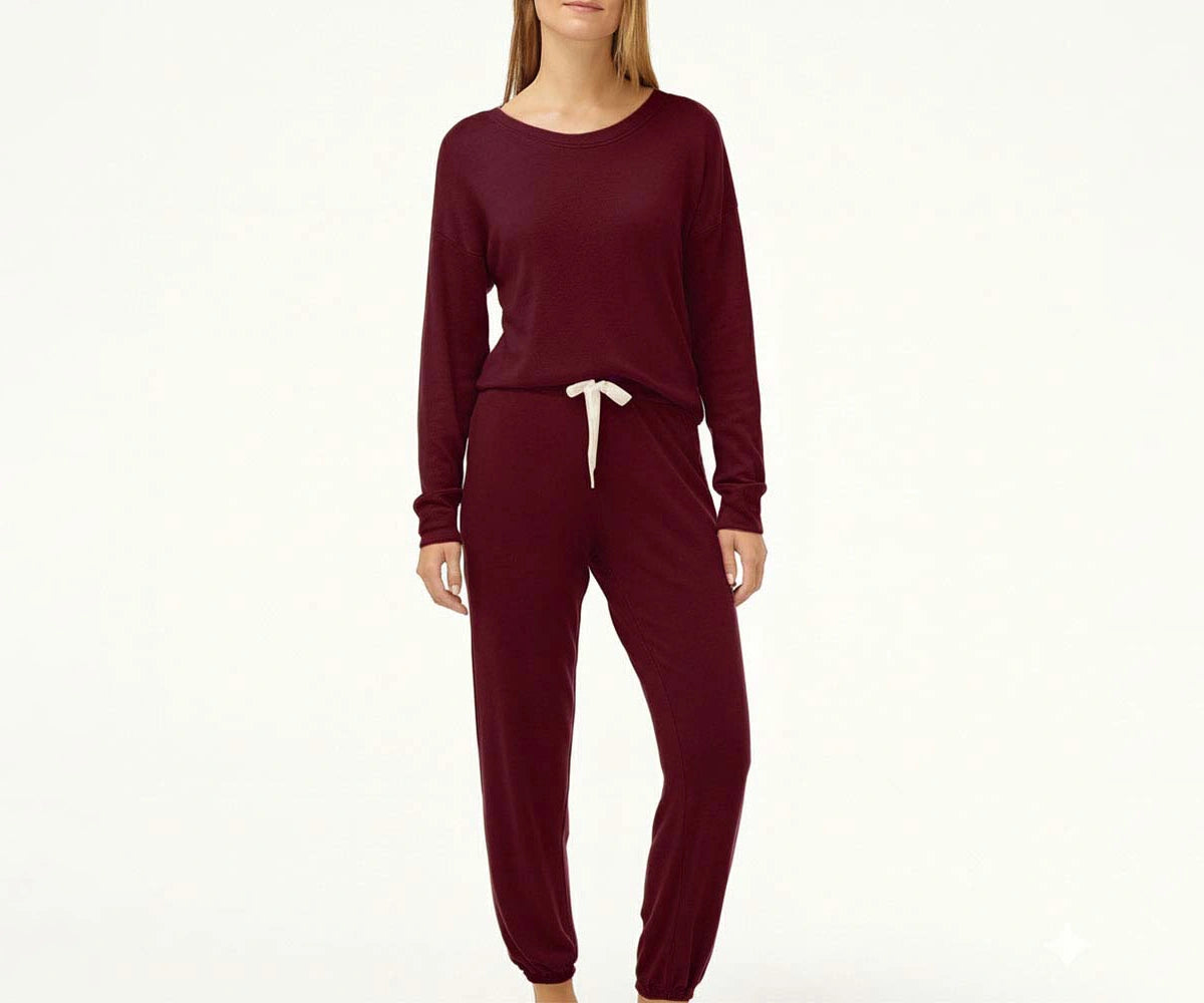 Ladies’ wine red sleepwear set offering breathable, lightweight comfort all night Ladies’ wine red sleepwear set offering breathable, lightweight comfort all night