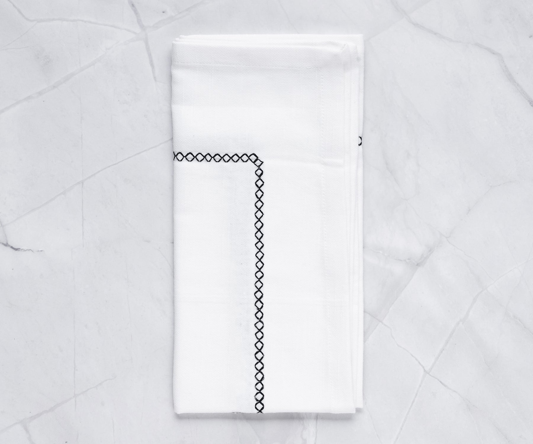 Custom Embroidery Wedding Cloth Napkins for Table Decor Custom Embroidery Wedding Cloth Napkins for Table Decor