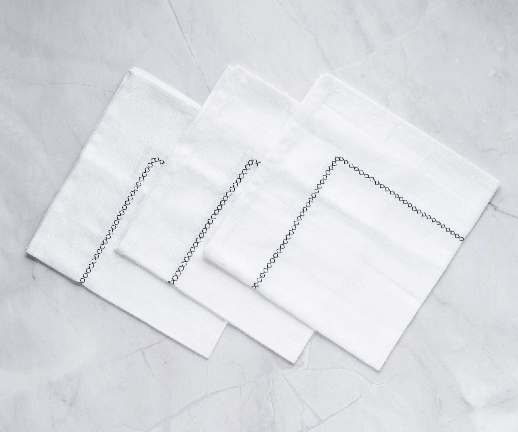 Custom Embroidery Wedding Cloth Napkins for Table Decor Custom Embroidery Wedding Cloth Napkins for Table Decor