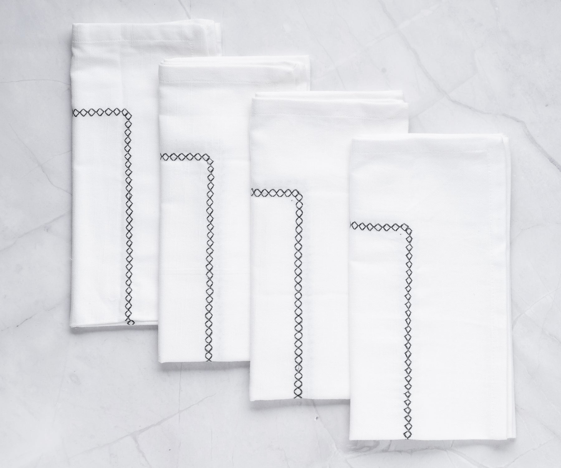Custom Embroidery Wedding Cloth Napkins for Table Decor Custom Embroidery Wedding Cloth Napkins for Table Decor